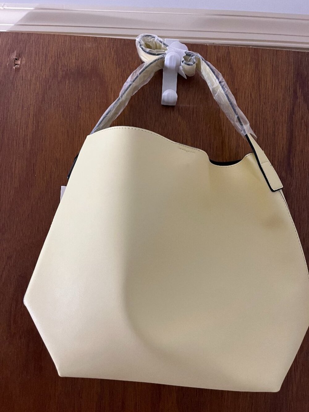 Hobo Bag- Vegan NWT-K.carroll